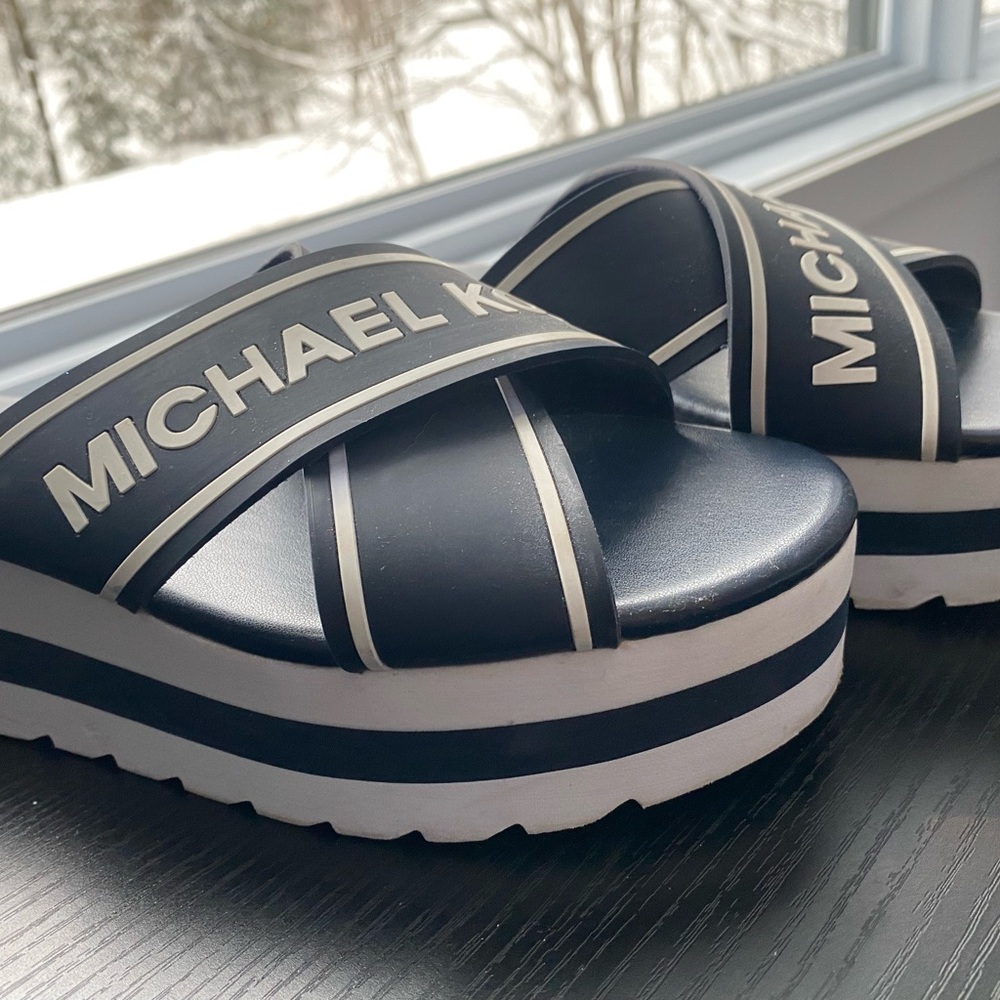 mk grandeur 8
